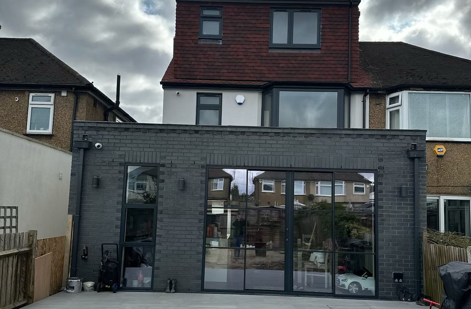 Brickwork in Kingswood Rd, Watford WD25