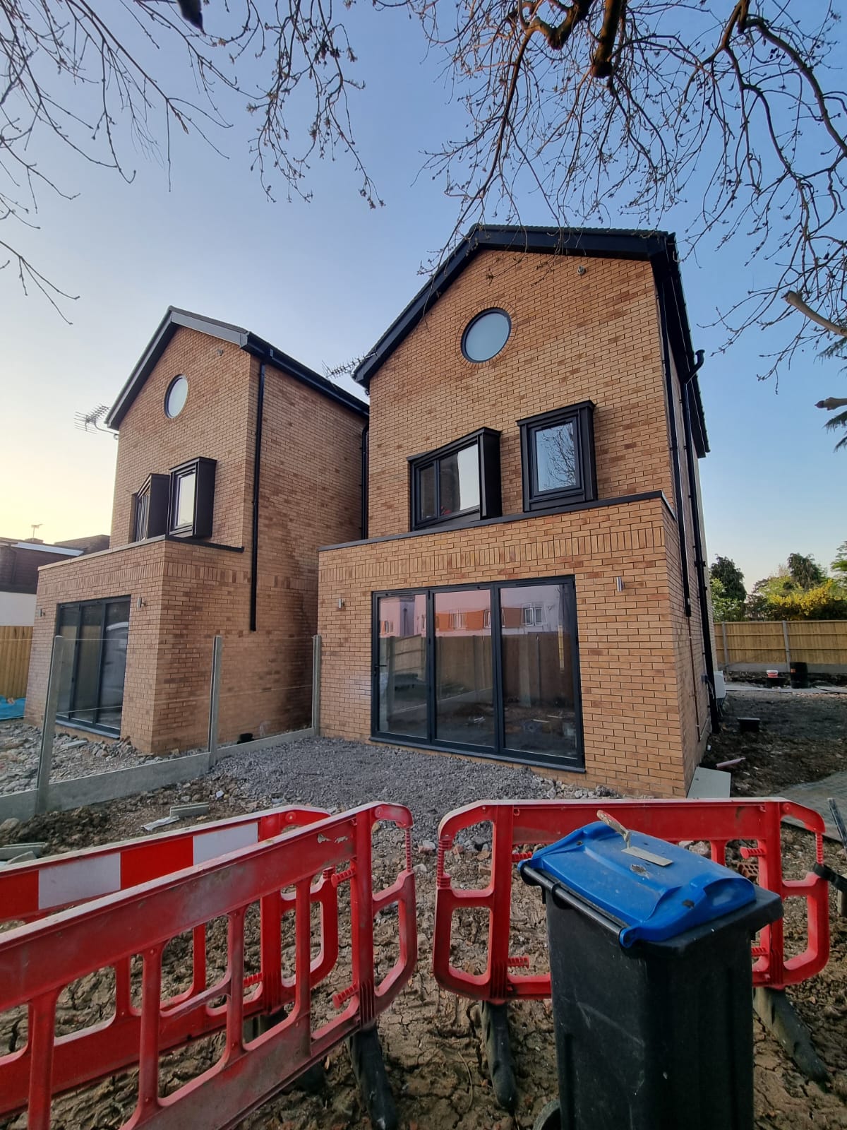 New Build in Grand Dr London SW20